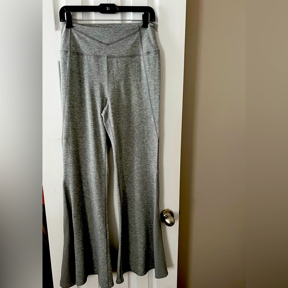 NWT Free People yoga pant grey size L
